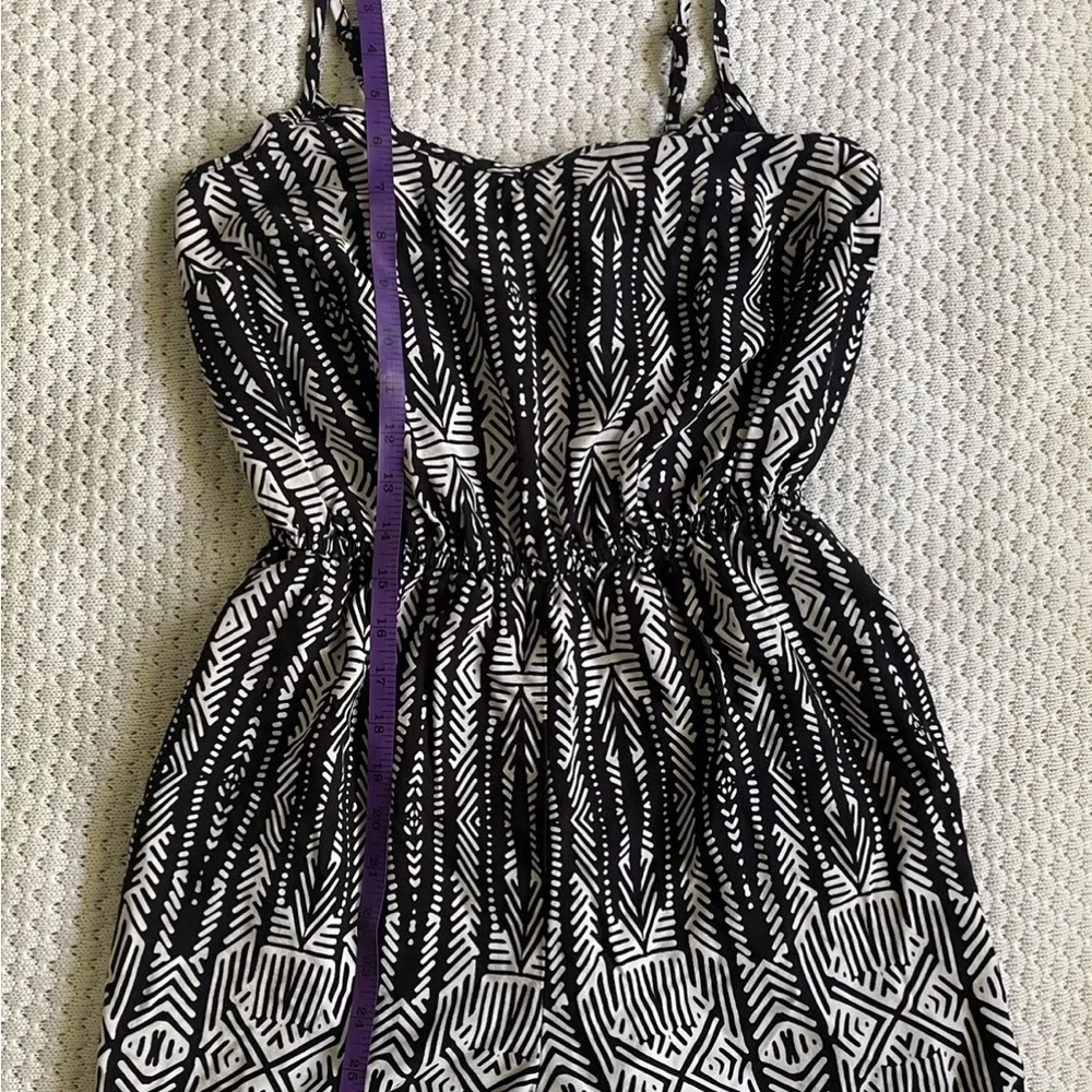Mossimo supply co. Romper with pockets - Picture 4 of 5